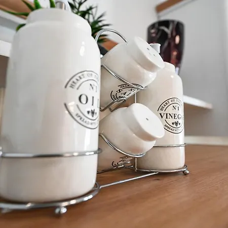 Urbana With Pool * Zara