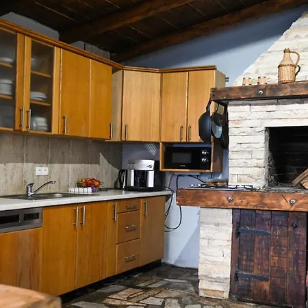 Urbana With Pool Casa vacanze Zara